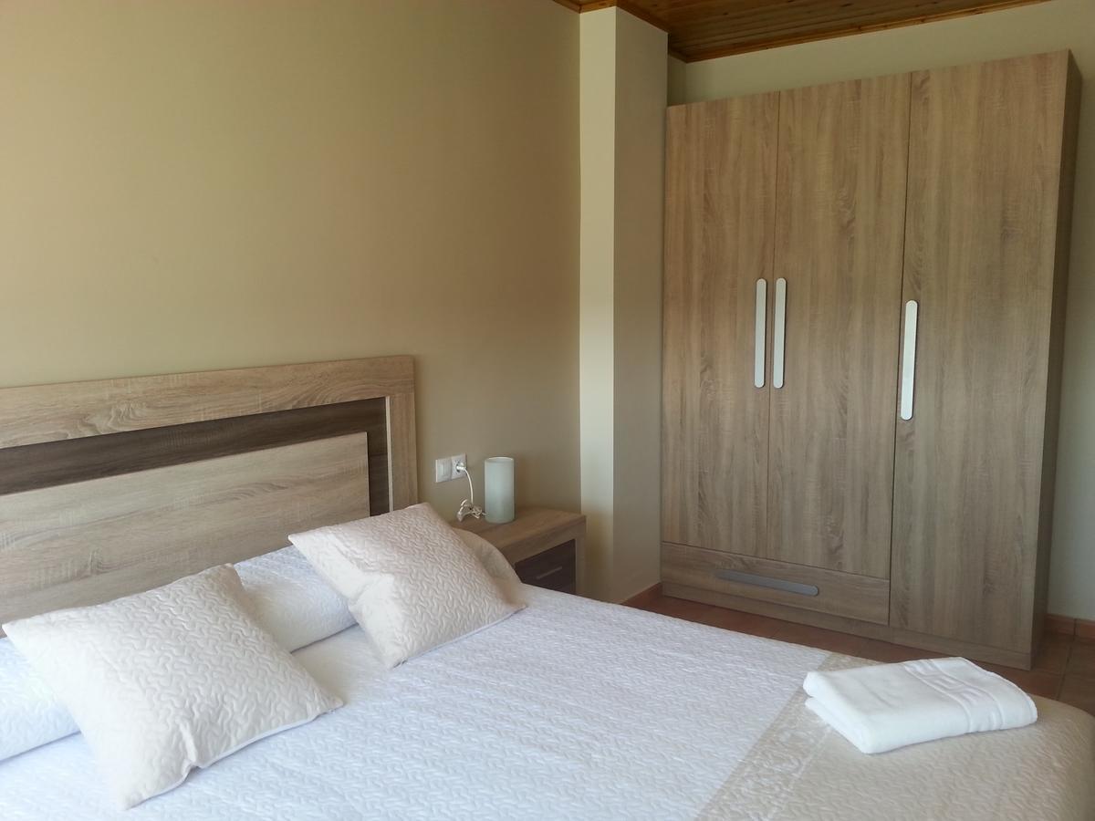 Apartamentos Mirador De Gudar Luaran gambar